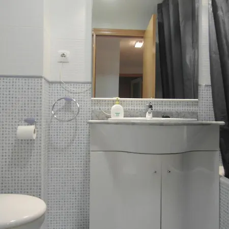 C17 - Edif Aigualluts - Villmor アパート